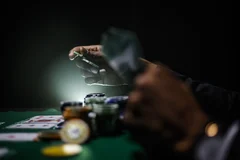 Comment devenir joueur de poker pro ?