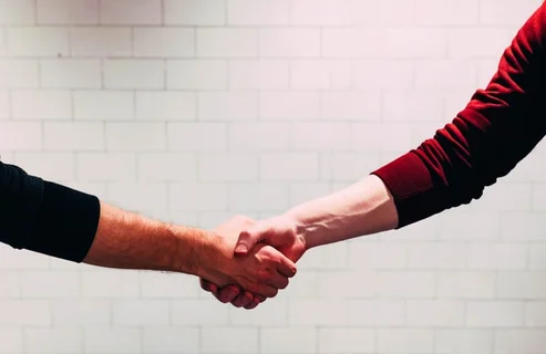 Contrat de collaboration commerciale : l’essentiel à comprendre