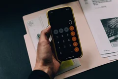 Plus-value cession de parts sociales : calcul, imposition et abattement