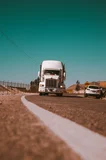 Créer une entreprise de transport de colis : comment faire ?