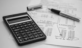Les obligations fiscales et sociales d'un chauffeur VTC