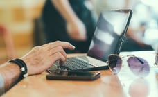 Image fiches-pratiques/vie-legalstart/lancement-service-recouvrement-factures-en-ligne/
