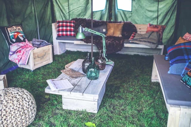 Image fiches-pratiques/devenir-travailleur-independant/4-etapes-juridiques-pour-ouvrir-un-camping/