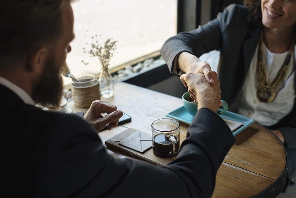 Image fiches-pratiques/contrats-commerciaux/contrat-apporteur-affaires/