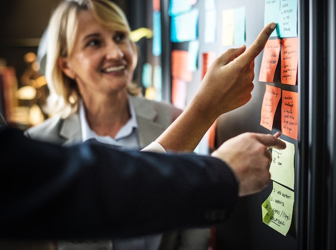 Image fiches-pratiques/droit-du-travail/choisir-statut-professionnel-conjoint-chef-entreprise/