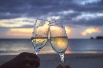 Image fiches-pratiques/chroniques-juridiques/reglementation-bars-restaurants-vente-alcool/
